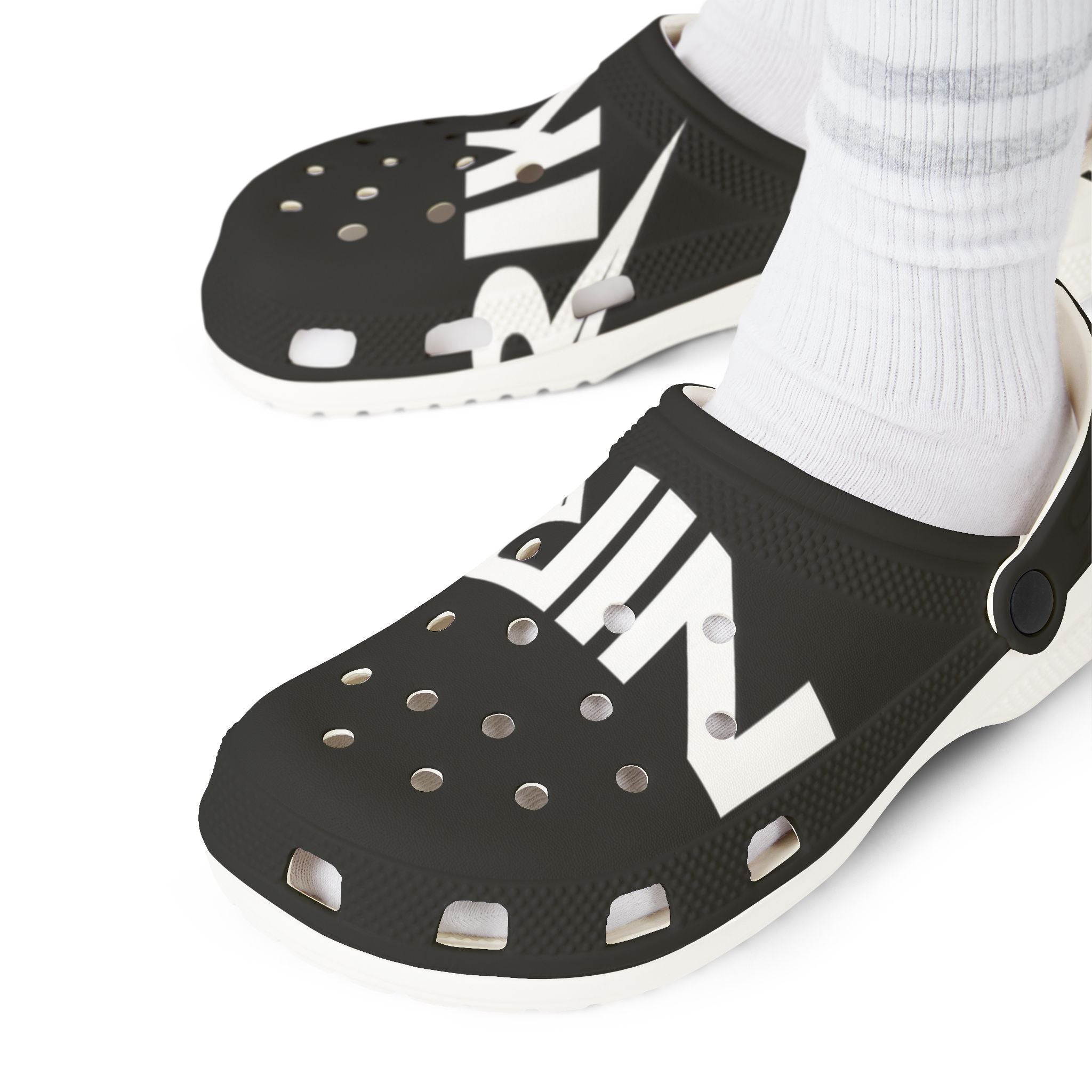 Sabots Noirs NIRIKA – Confort ultime & style