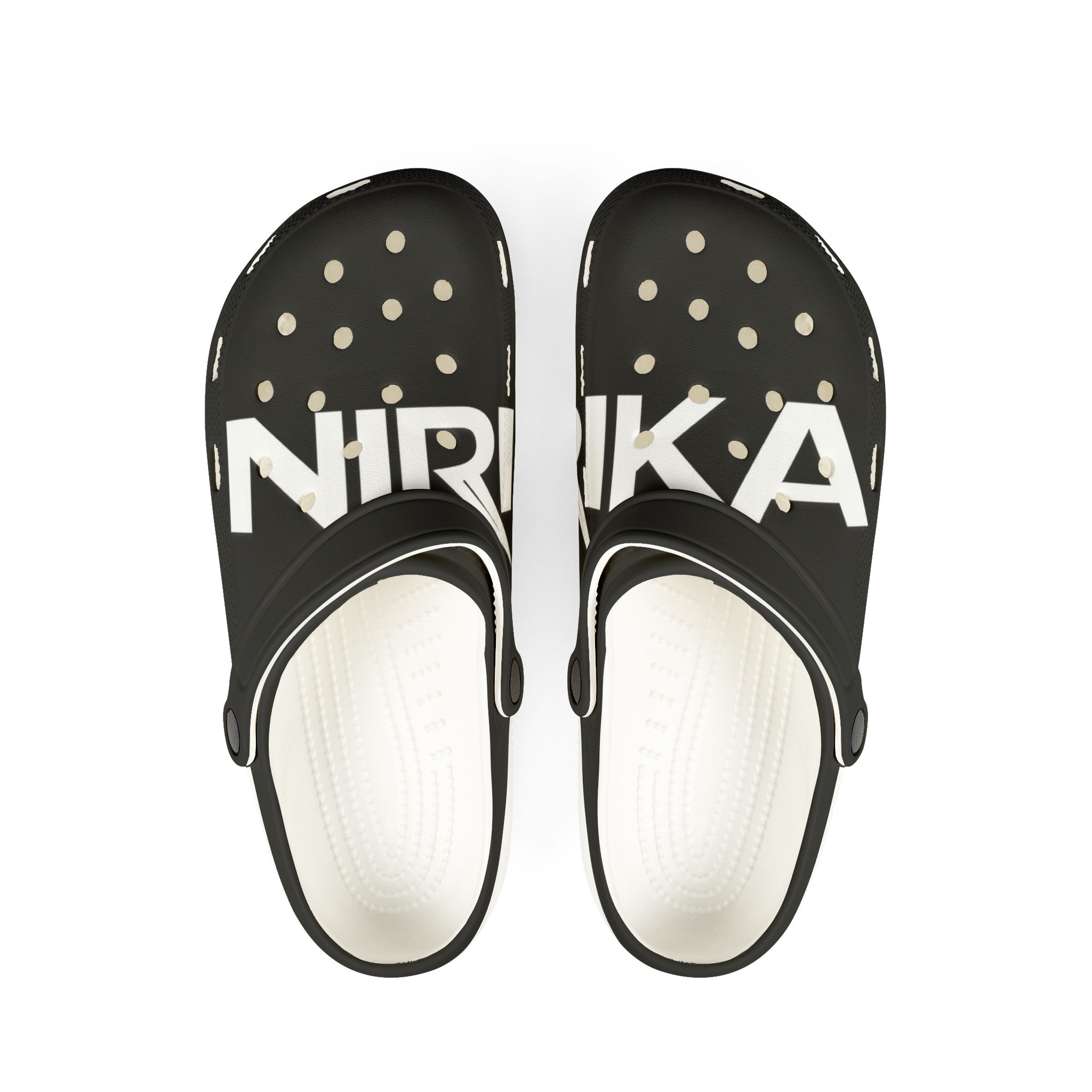 Sabots Noirs NIRIKA – Confort ultime & style